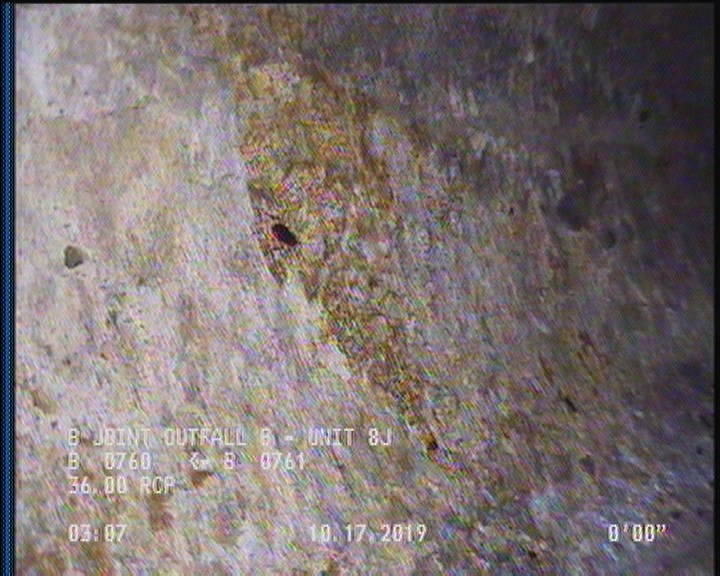 Surface Aggregate Projecting, from 09 to 03 o'clock, within 8 inches of joint: YES