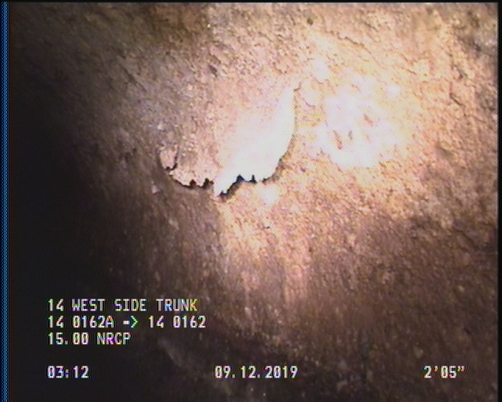 Surface Spalling, from 09 to 03 o'clock, within 8 inches of joint: YES, Start