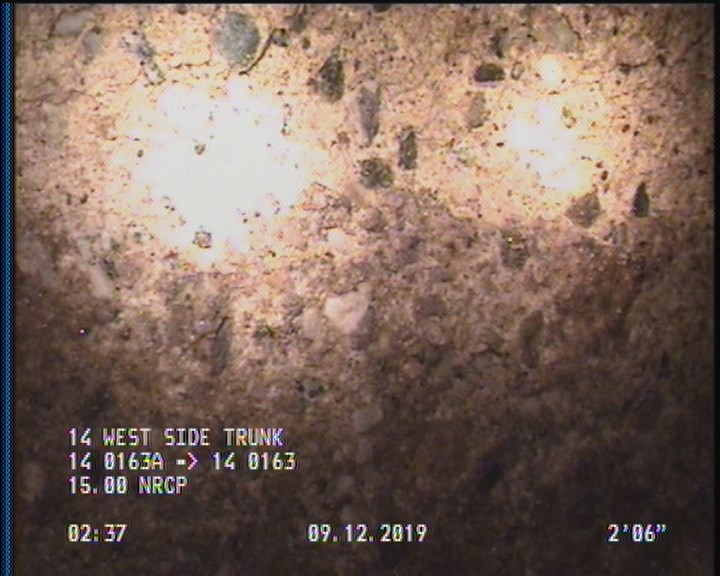 Surface Aggregate Projecting, from 08 to 04 o'clock, within 8 inches of joint: YES, Start