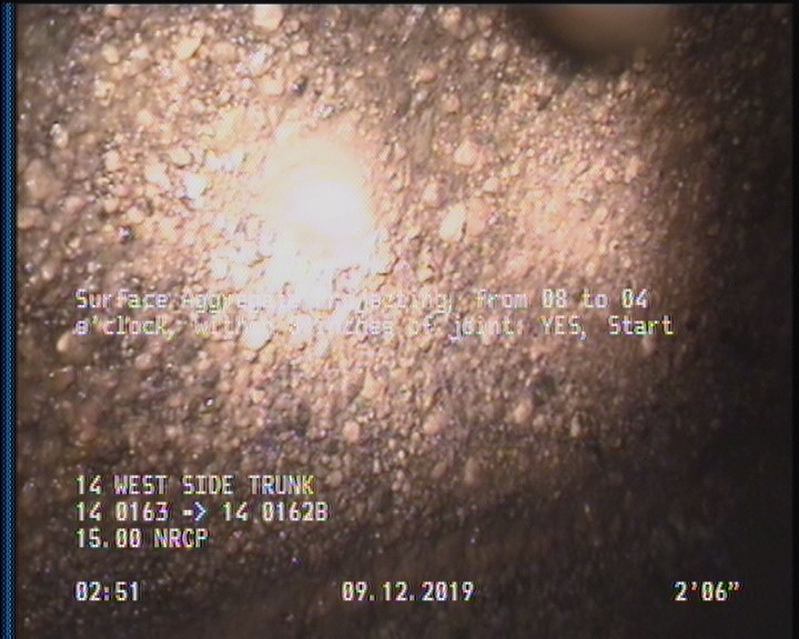 Surface Aggregate Projecting, from 08 to 04 o'clock, within 8 inches of joint: YES, Start