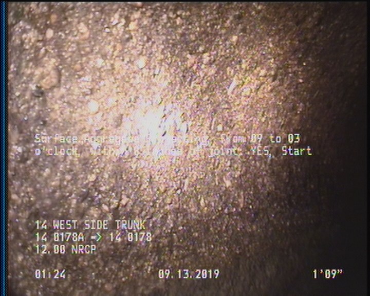 Surface Aggregate Projecting, from 09 to 03 o'clock, within 8 inches of joint: YES, Start