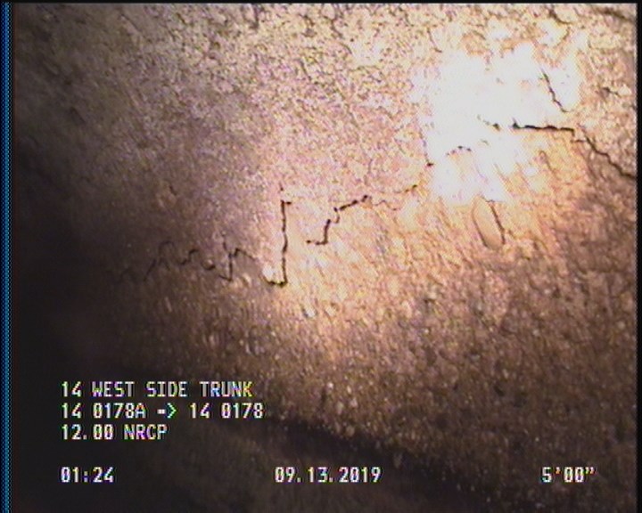 Surface Spalling, from 09 to 03 o'clock, within 8 inches of joint: YES, Start