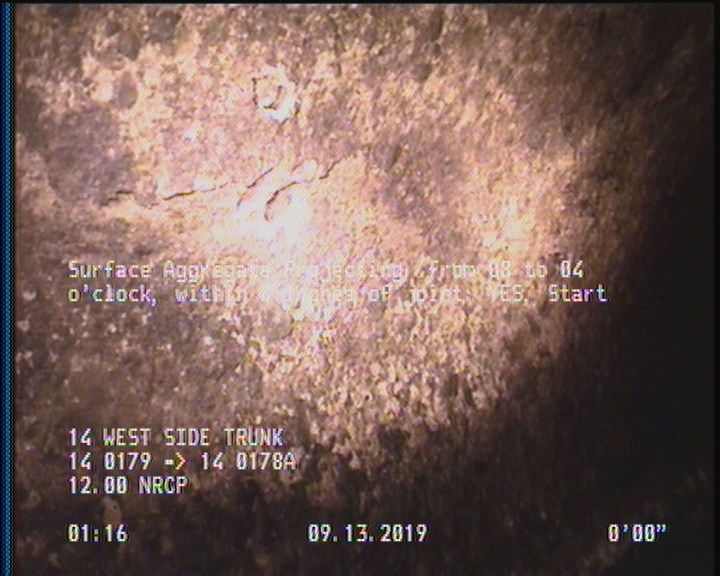 Surface Aggregate Projecting, from 08 to 04 o'clock, within 8 inches of joint: YES, Start