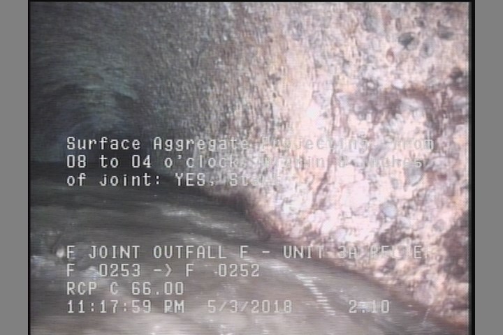 Surface Aggregate Projecting, from 08 to 04 o'clock, within 8 inches of joint: YES, Start