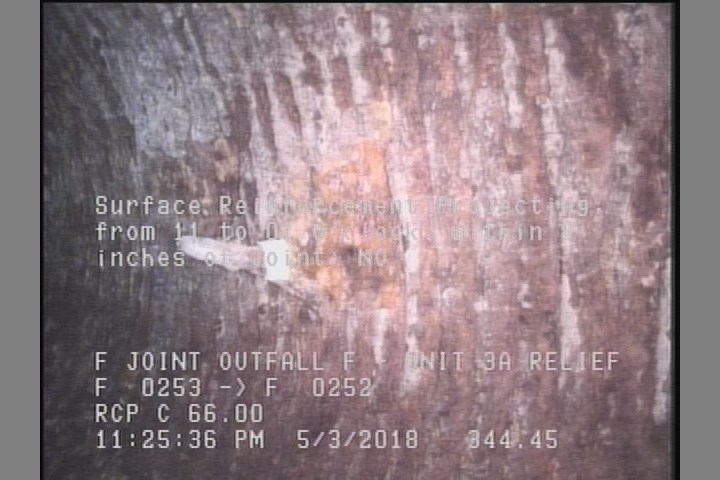 Surface Reinforcement Projecting, from 11 to 01 o'clock, within 8 inches of joint: NO