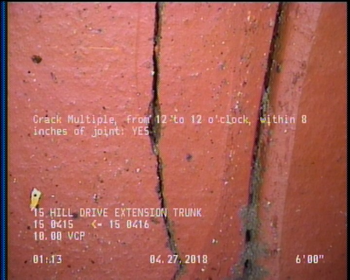 Crack Multiple, from 12 to 12 o'clock, within 8 inches of joint: YES