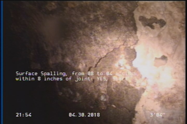 Surface Spalling, from 08 to 04 o'clock, within 8 inches of joint: YES, Start