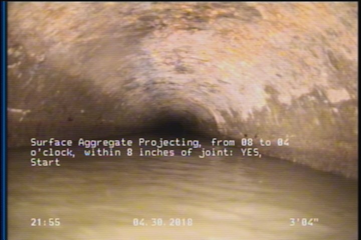 Surface Aggregate Projecting, from 08 to 04 o'clock, within 8 inches of joint: YES, Start
