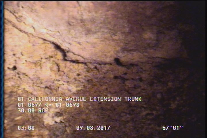 Surface Spalling, from 07 to 05 o'clock, within 8 inches of joint: YES, Start