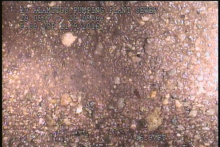 Surface Aggregate Visible, from 07 to 05 o'clock, within 8 inches of joint: YES, Start - MODRETE AGG SPORATIC