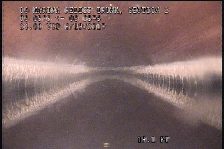 Deposits Attached Grease, 5 %of cross sectional area, from 03 to 09 o'clock, , within 8 inches of joint: YES, Finish