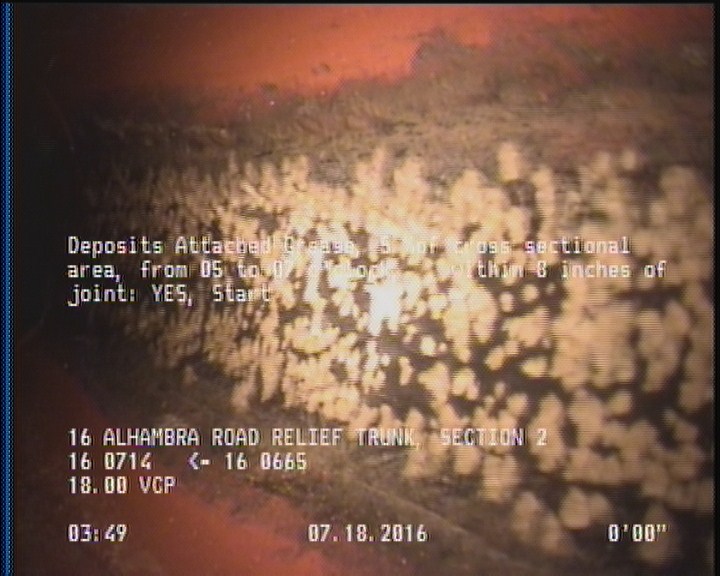 Deposits Attached Grease, 5 %of cross sectional area, from 05 to 07 o'clock, , within 8 inches of joint: YES, Start