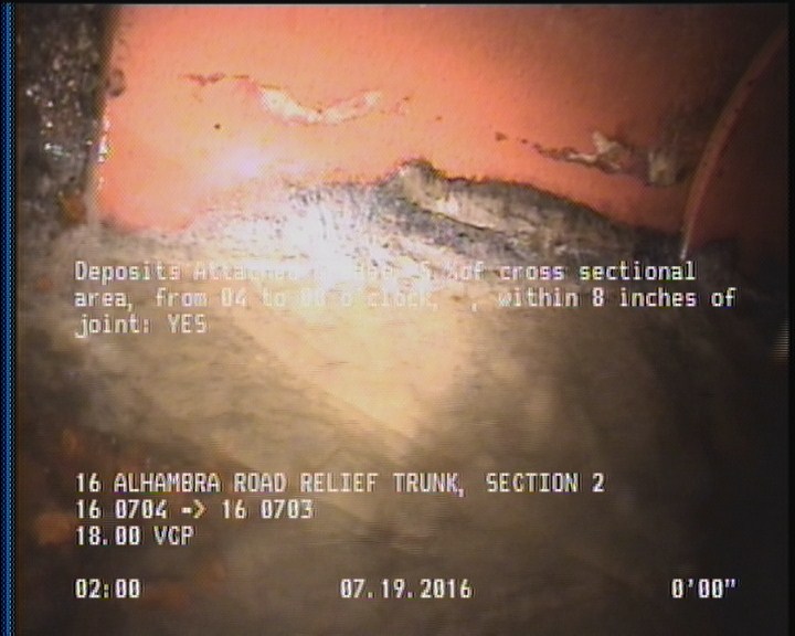 Deposits Attached Grease, 5 %of cross sectional area, from 04 to 08 o'clock, , within 8 inches of joint: YES