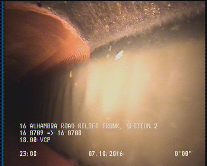 Deposits Attached Grease, 5 %of cross sectional area, from 04 to 08 o'clock, , within 8 inches of joint: YES, Start