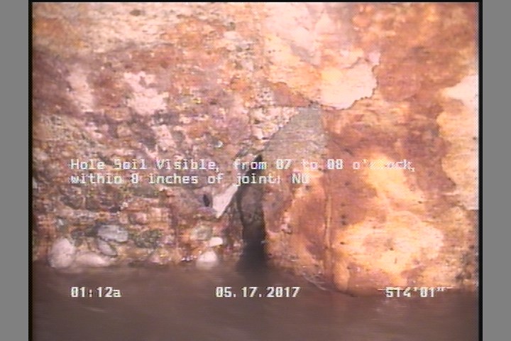 Hole Soil Visible, from 07 to 08 o'clock, within 8 inches of joint: NO