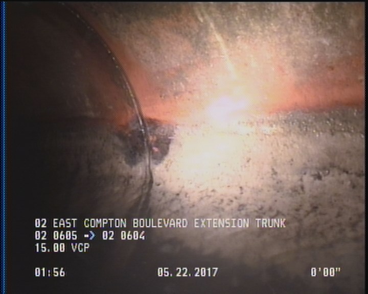 Deposits Attached Grease, 5 %of cross sectional area, from 04 to 08 o'clock, , within 8 inches of joint: YES, Start