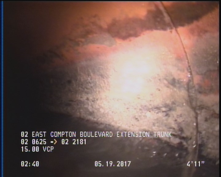Deposits Attached Grease, 5 %of cross sectional area, from 04 to 08 o'clock, , within 8 inches of joint: YES, Start