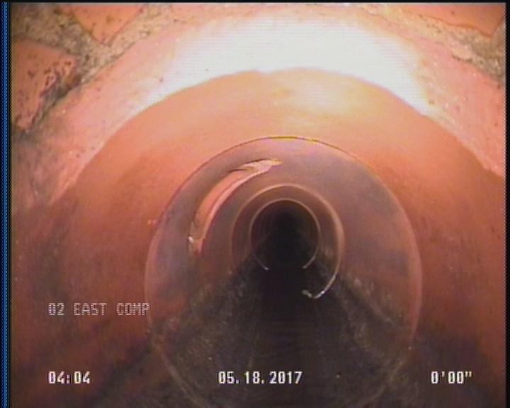 Deposits Attached Grease, 5 %of cross sectional area, from 04 to 08 o'clock, , within 8 inches of joint: YES, Start