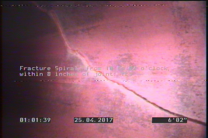 Fracture Spiral, from 10 to 02 o'clock, within 8 inches of joint: YES