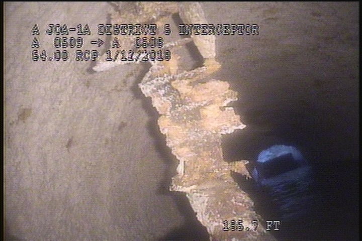 Surface Reinforcement Corroded, at 11 o'clock, within 8 inches of joint: NO - POSSIBLE BROKEN REBAR