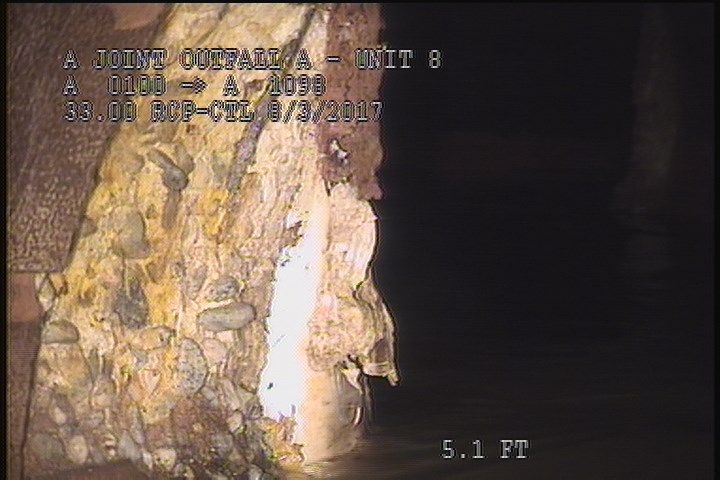 Surface Aggregate Projecting, from 09 to 03 o'clock, within 8 inches of joint: NO
