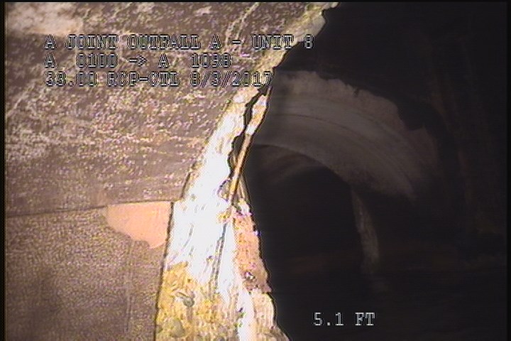 Surface Reinforcement Corroded, from 09 to 11 o'clock, within 8 inches of joint: NO