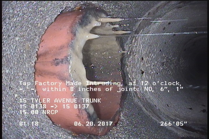Tap Factory Made Intruding, at 12 o'clock, -, -, within 8 inches of joint: NO, 6", 1"