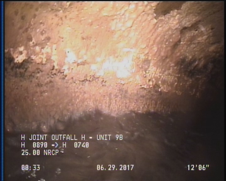 Deposits Attached Grease, 5 %of cross sectional area, from 04 to 08 o'clock, , within 8 inches of joint: YES, Start