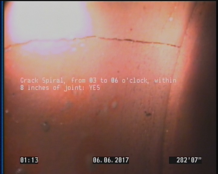 Crack Spiral, from 03 to 06 o'clock, within 8 inches of joint: YES