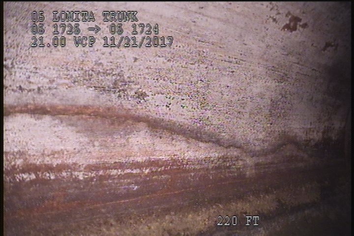 Fracture Spiral, from 08 to 11 o'clock, within 8 inches of joint: NO - SLIGHT