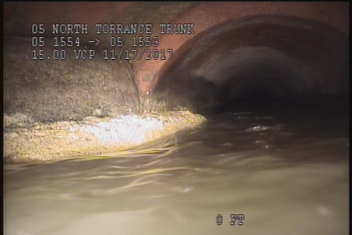 Deposits Attached Grease, 10 %of cross sectional area, from 08 to 10 o'clock, , within 8 inches of joint: YES