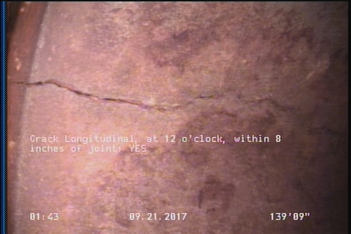 Crack Longitudinal, at 12 o'clock, within 8 inches of joint: YES