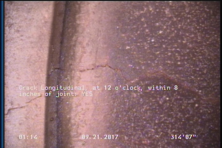 Crack Longitudinal, at 12 o'clock, within 8 inches of joint: YES