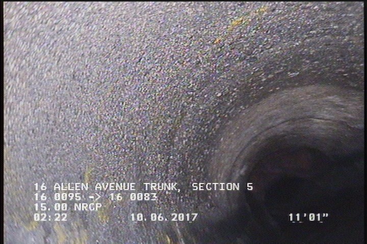 Surface Roughness Increased, from 09 to 03 o'clock, within 8 inches of joint: YES