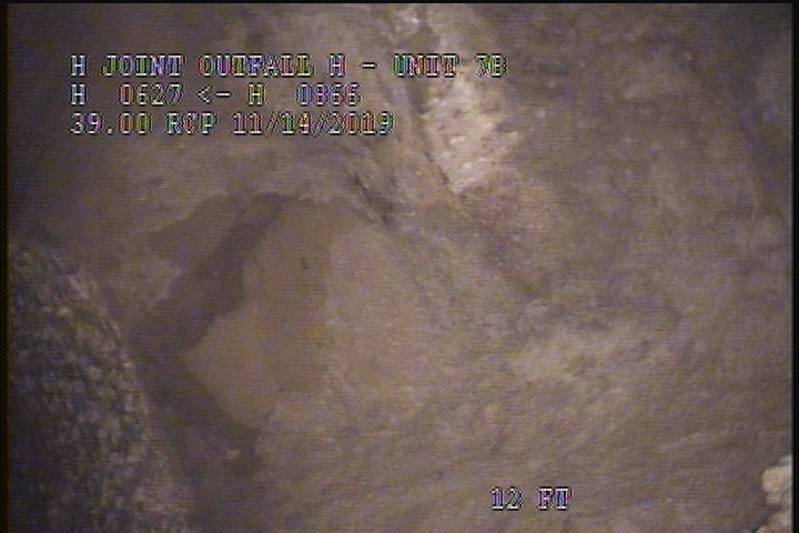 Surface Missing Wall, from 09 to 03 o'clock, within 8 inches of joint: YES - 66" LONG & 39" WIDE & 12" DEEP