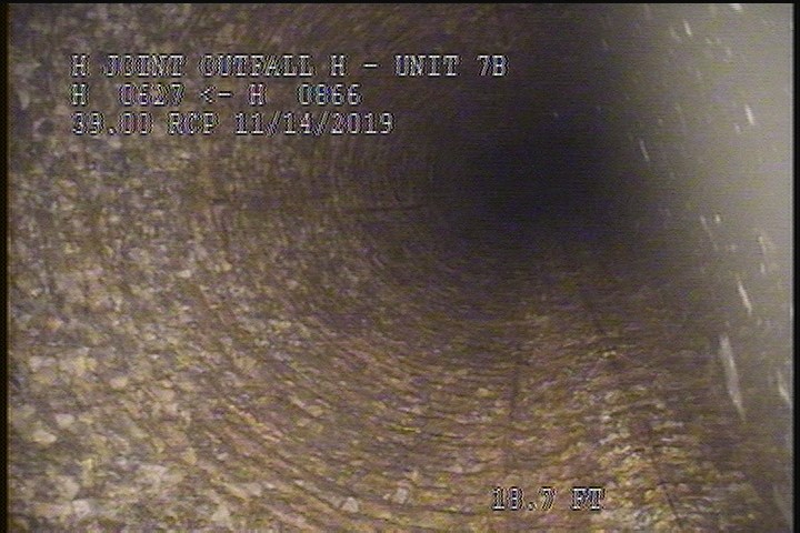 Surface Aggregate Projecting, from 08 to 04 o'clock, within 8 inches of joint: YES, Start