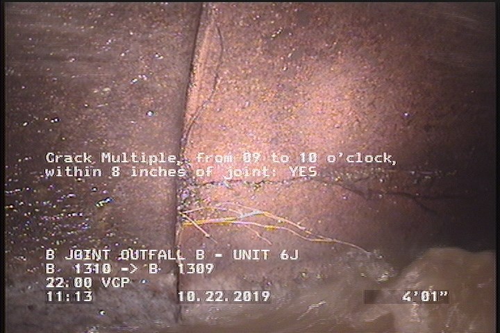 Crack Multiple, from 09 to 10 o'clock, within 8 inches of joint: YES