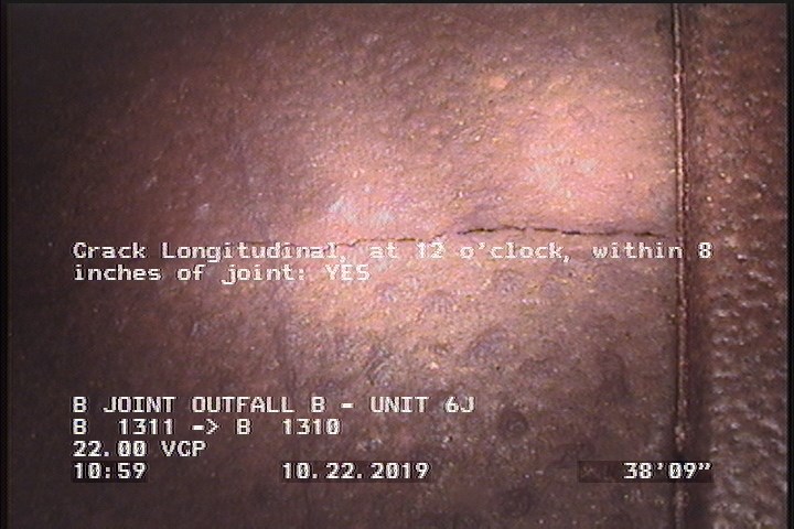 Crack Longitudinal, at 12 o'clock, within 8 inches of joint: YES