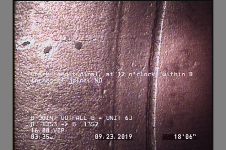 Crack Longitudinal, at 12 o'clock, within 8 inches of joint: NO