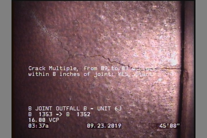 Crack Multiple, from 09 to 03 o'clock, within 8 inches of joint: YES, Start