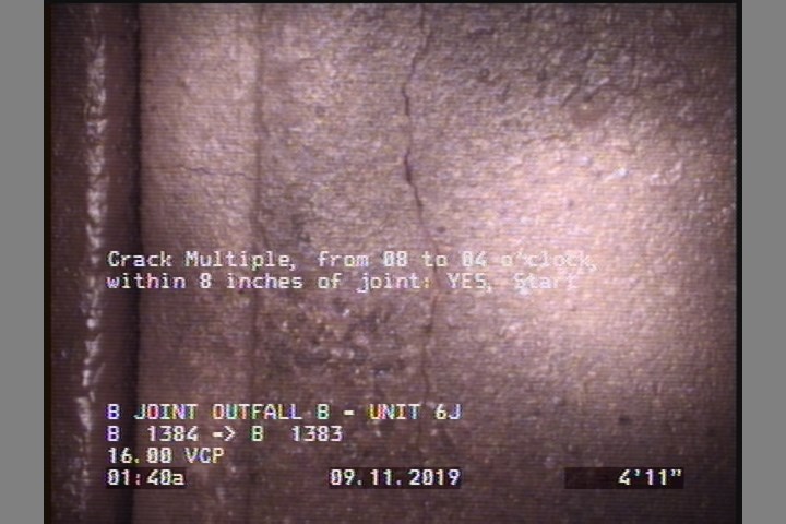 Crack Multiple, from 08 to 04 o'clock, within 8 inches of joint: YES, Start