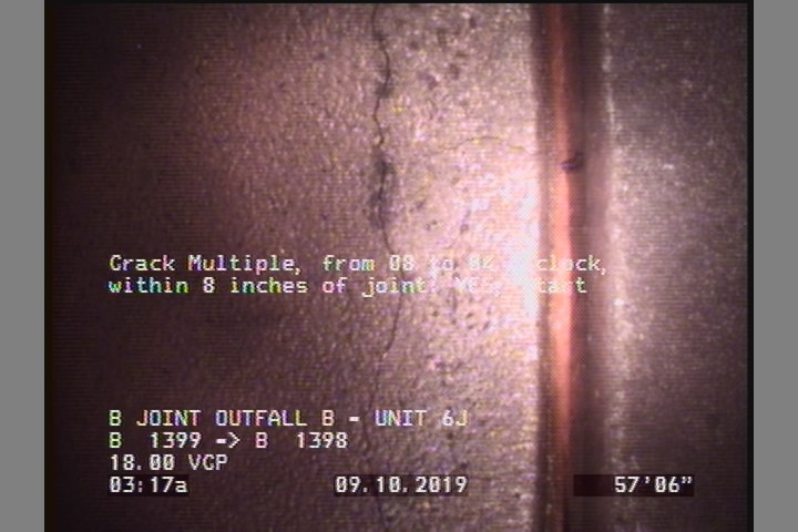 Crack Multiple, from 08 to 04 o'clock, within 8 inches of joint: YES, Start