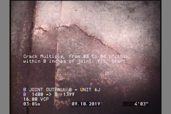 Crack Multiple, from 08 to 04 o'clock, within 8 inches of joint: YES, Start