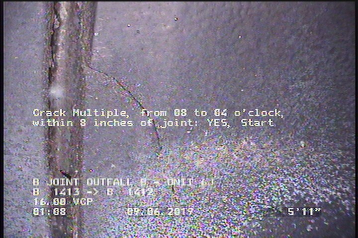 Crack Multiple, from 08 to 04 o'clock, within 8 inches of joint: YES, Start