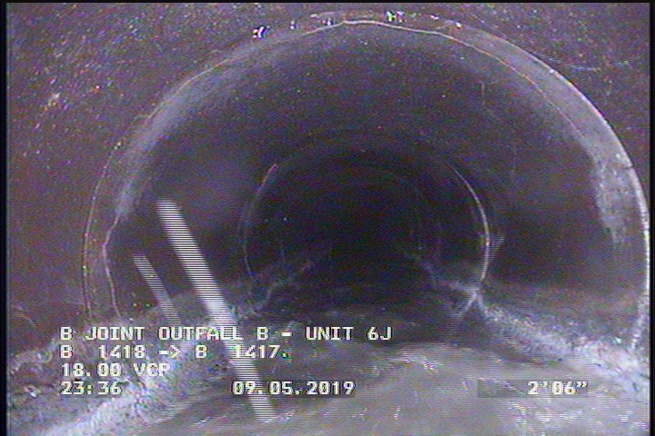 Deposits Attached Grease, 5 %of cross sectional area, from 04 to 08 o'clock, , within 8 inches of joint: YES, Start