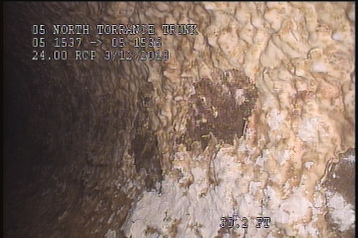 Surface Spalling, from 09 to 03 o'clock, within 8 inches of joint: YES, Start