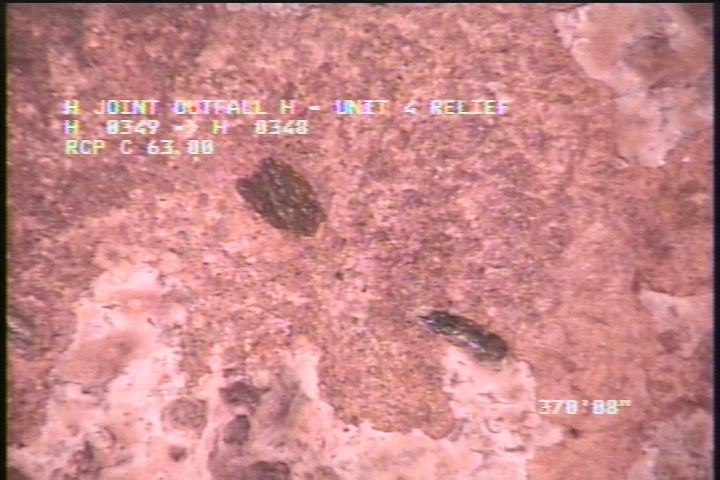 Surface Aggregate Visible, from 12 to 01 o'clock, within 8 inches of joint: NO - SEVERE AGG