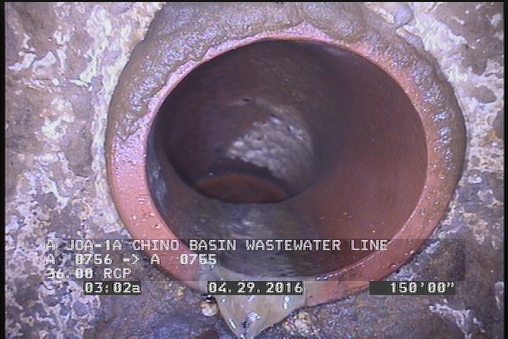 Tap Break-In Active, at 11 o'clock, -, within 8 inches of joint: NO, 10"