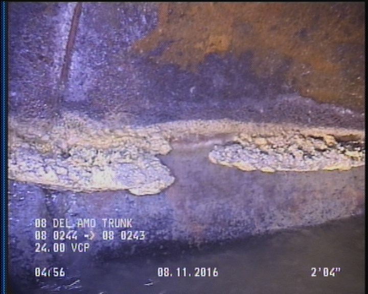 Deposits Attached Grease, 5 %of cross sectional area, from 04 to 08 o'clock, , within 8 inches of joint: YES, Start