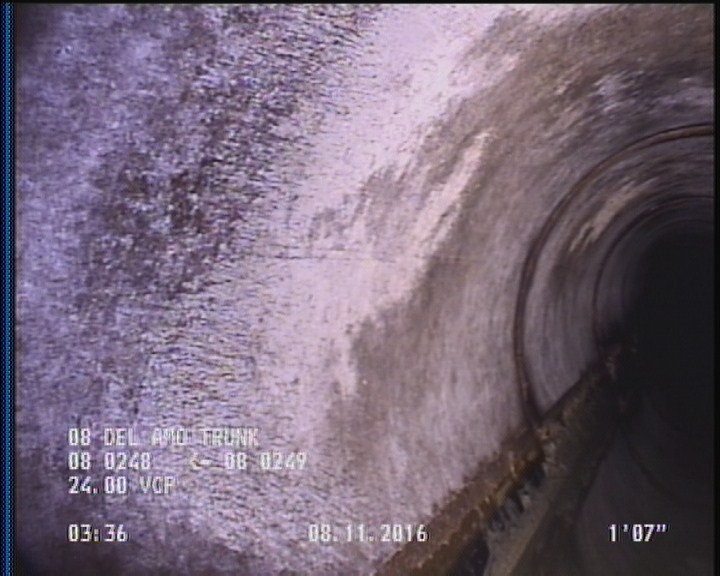 Deposits Attached Encrustation, 5 %of cross sectional area, from 08 to 04 o'clock, , within 8 inches of joint: YES, Start